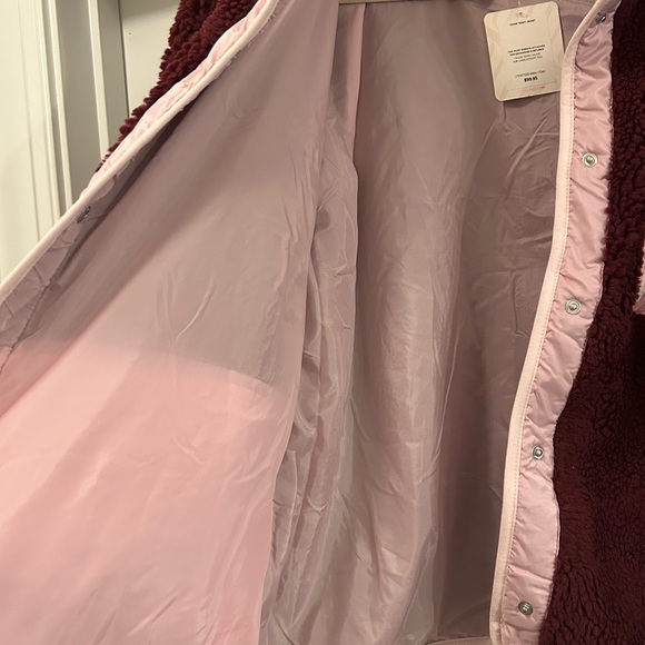 NWT Fabletics Tahoe Teddy Jacket in Merlot & Soft Pink - Picture 4 of 7